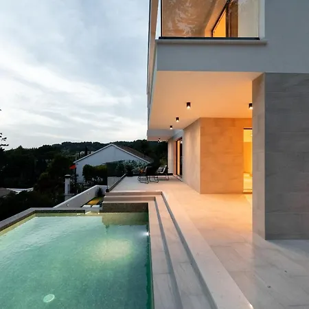 My Seagull Vela Luka