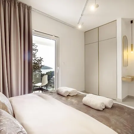 My Seagull Vela Luka