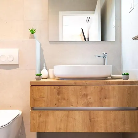 My Seagull Vela Luka