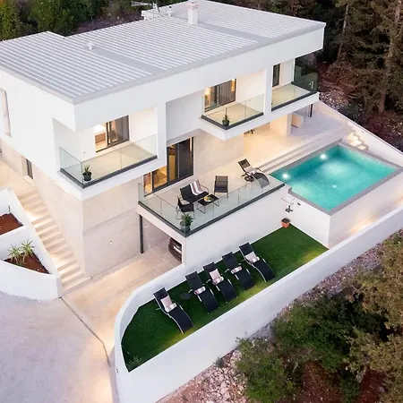 My Seagull Vela Luka